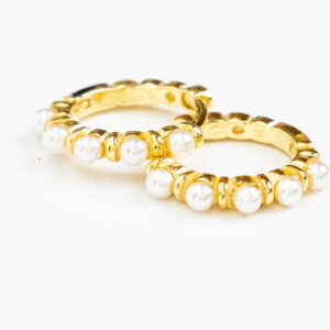 Silver 925 Goldplated & Pearl Link HoopsGoldplated linked hoops with white pearl inlays.
