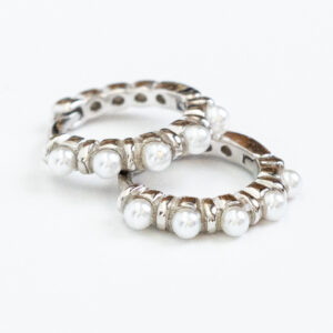 Silver 925 & Pearl Link HoopsSilver linked hoops with white pearl inlays.