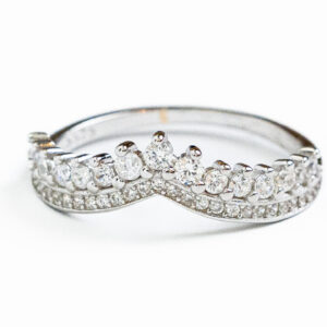 Delicate silver tiara-style ring